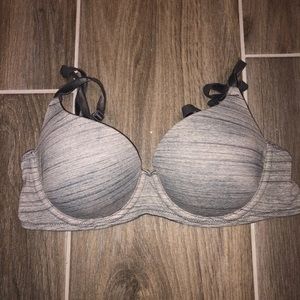 VS PINK Grey Tshirt Bra